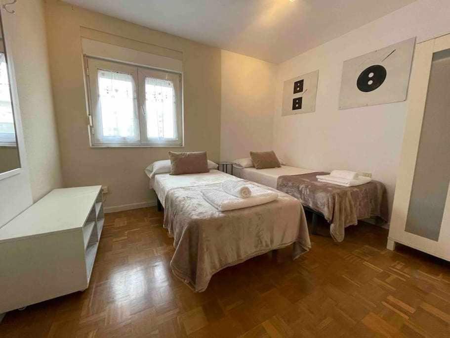 Oak Flat - 4 Habitaciones, 2 Banos, Terrazas- Apartment Leon